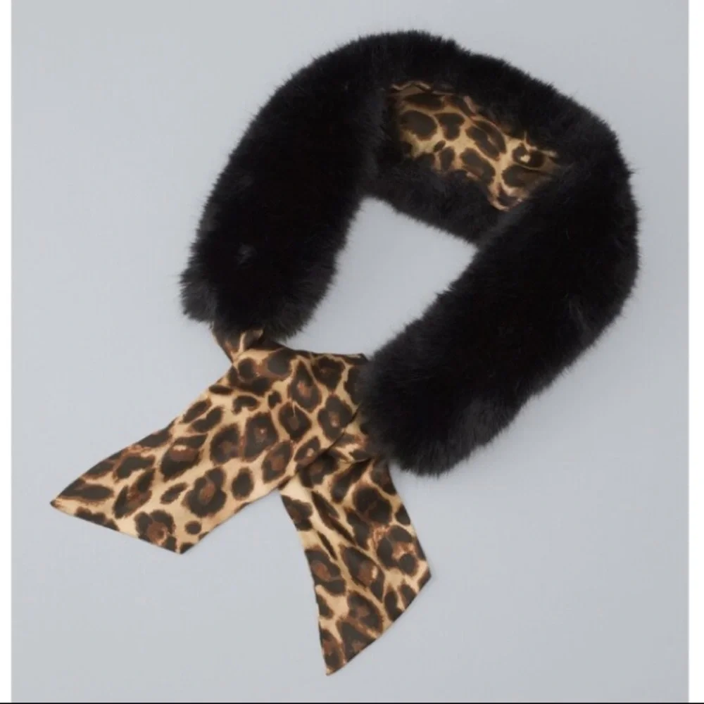 WHBM Faux-Fur Collar Scarf Leopard STYLE: 570298753